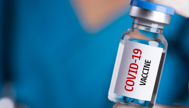 ДП «Медзакупівлі України» починає розвезення 500 тис флаконів вакцини CoronaVac проти COVID-19