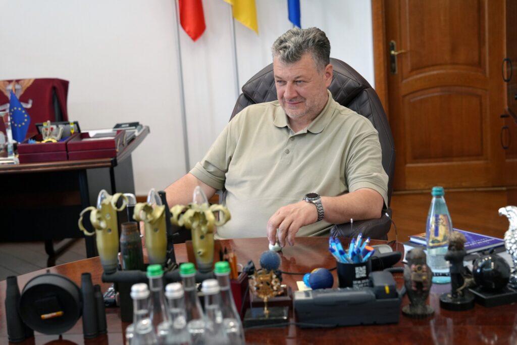 Фото без опису