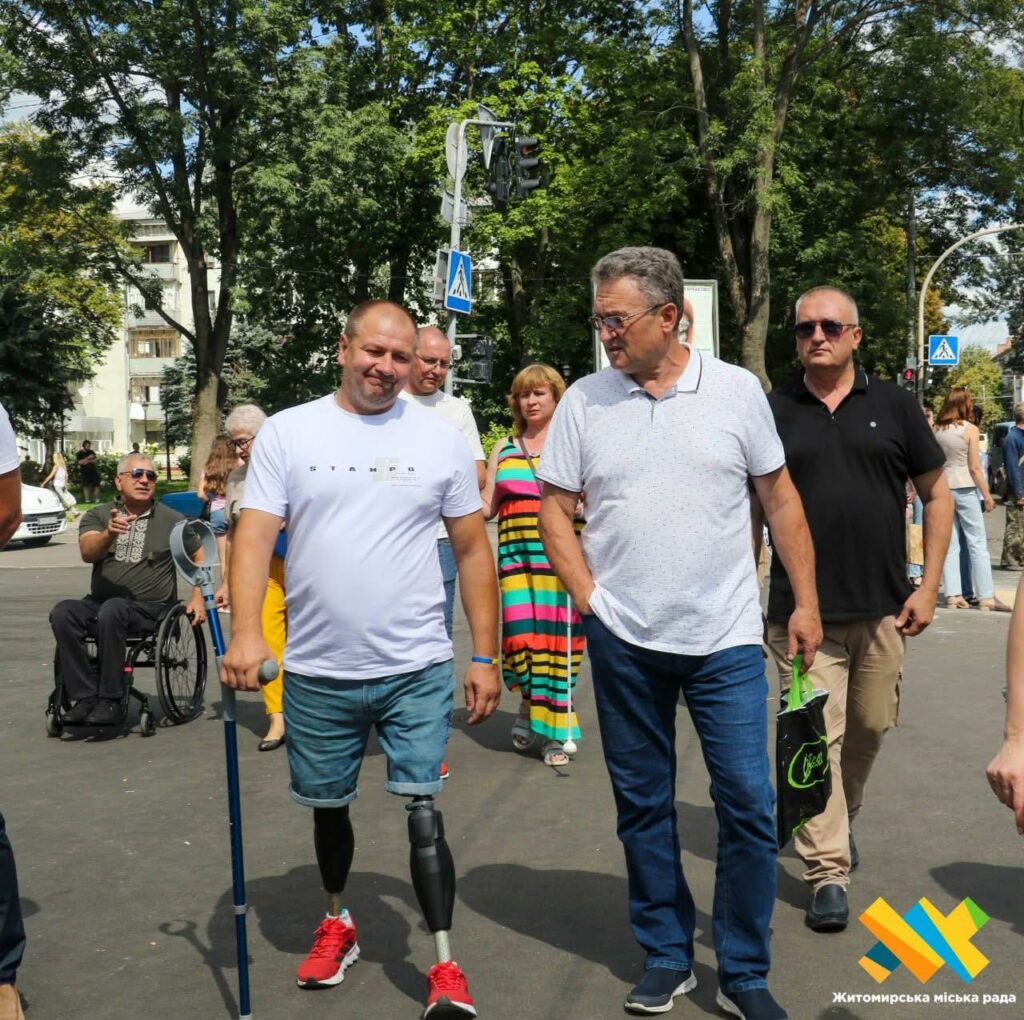 Фото без опису