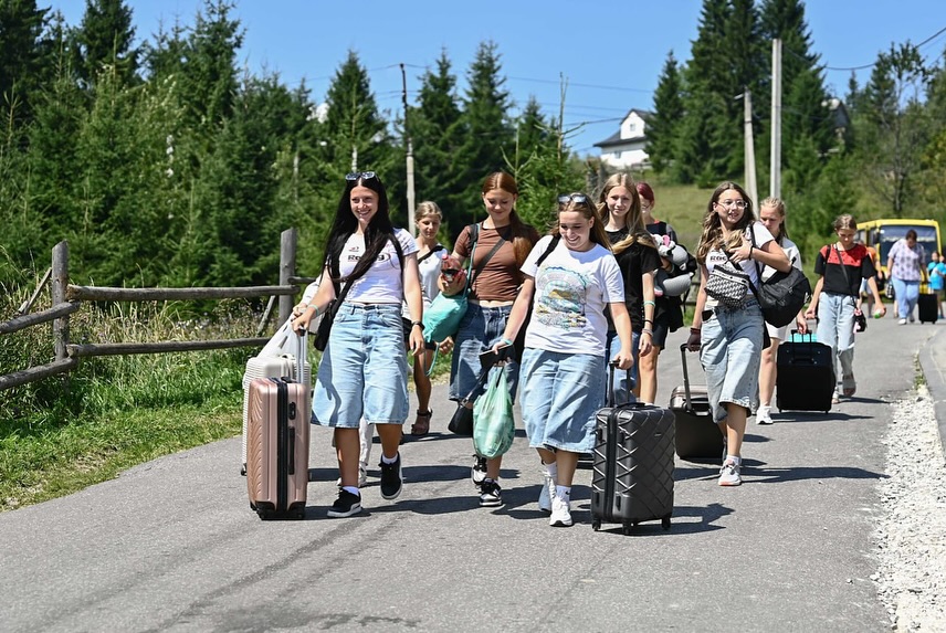 Фото без опису