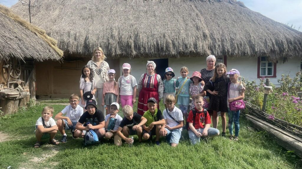 Фото без опису