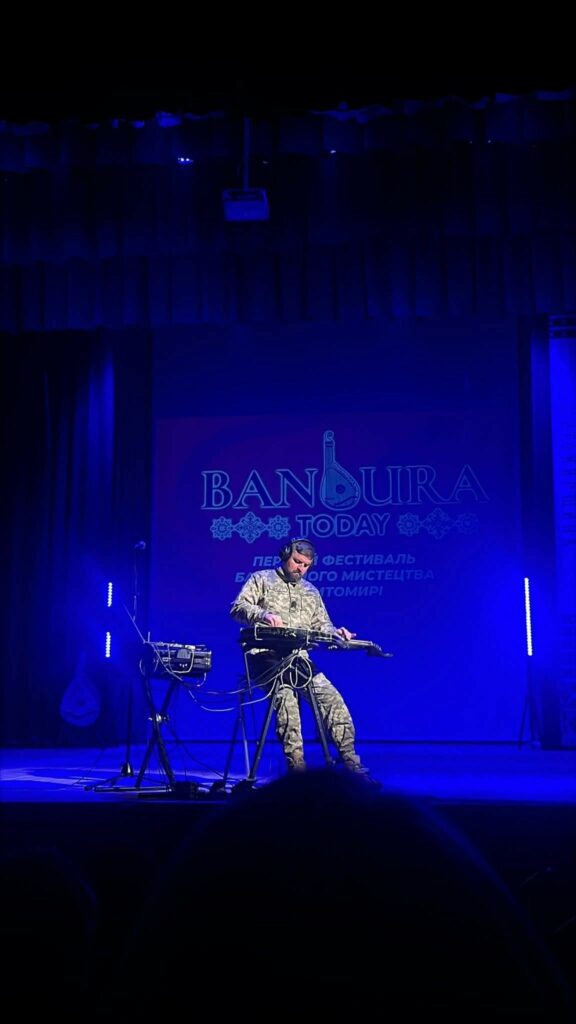 Фото без опису