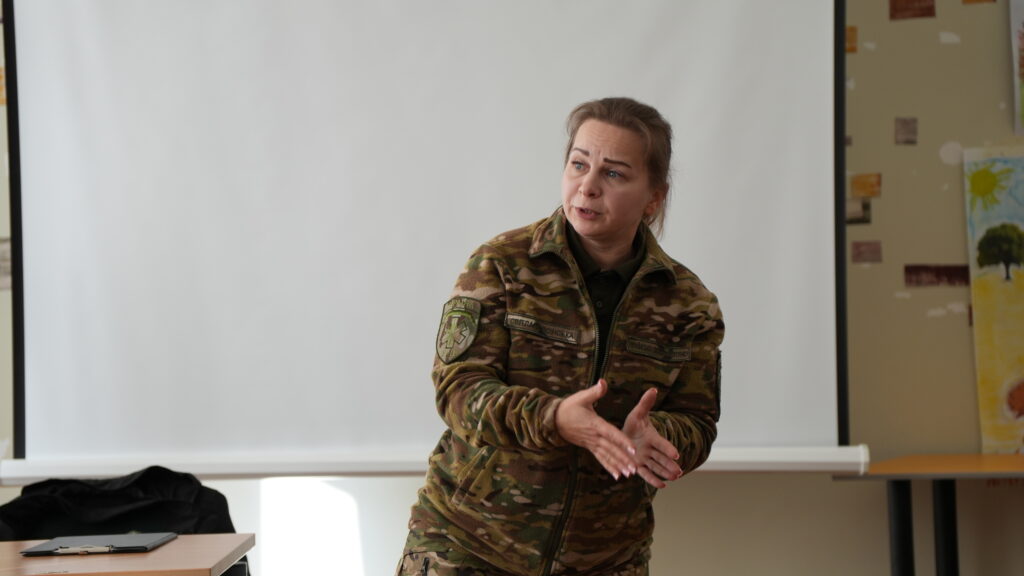 Фото без опису