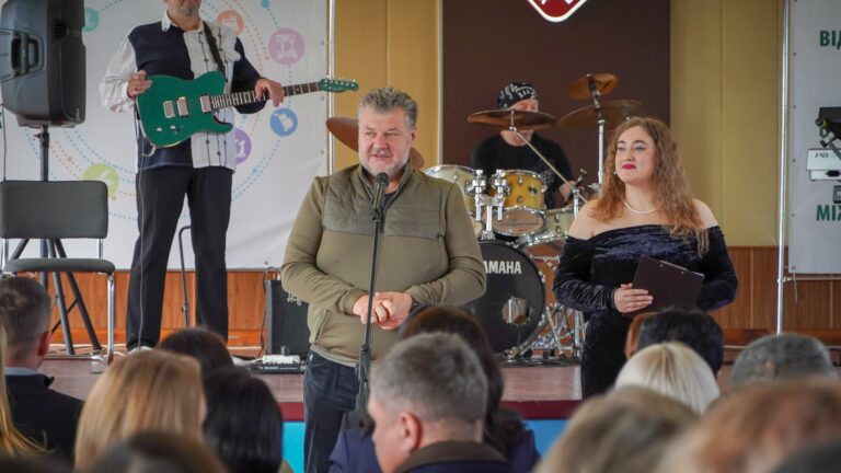 Фото без опису