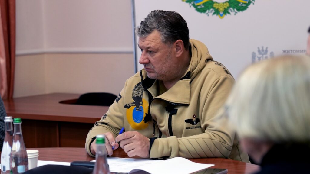 Фото без опису