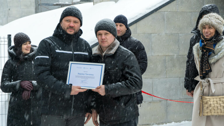 Фото без опису