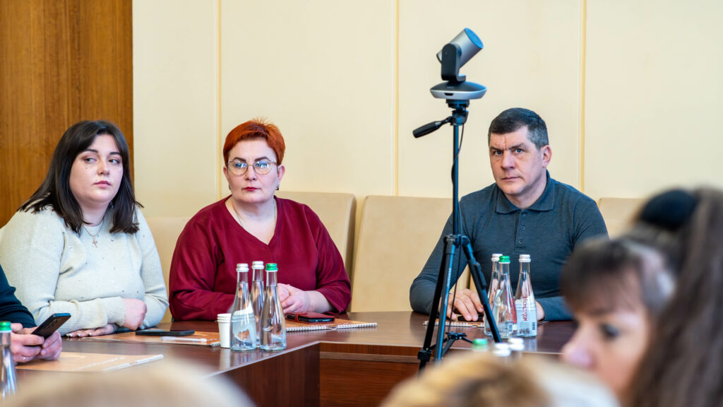 Фото без опису