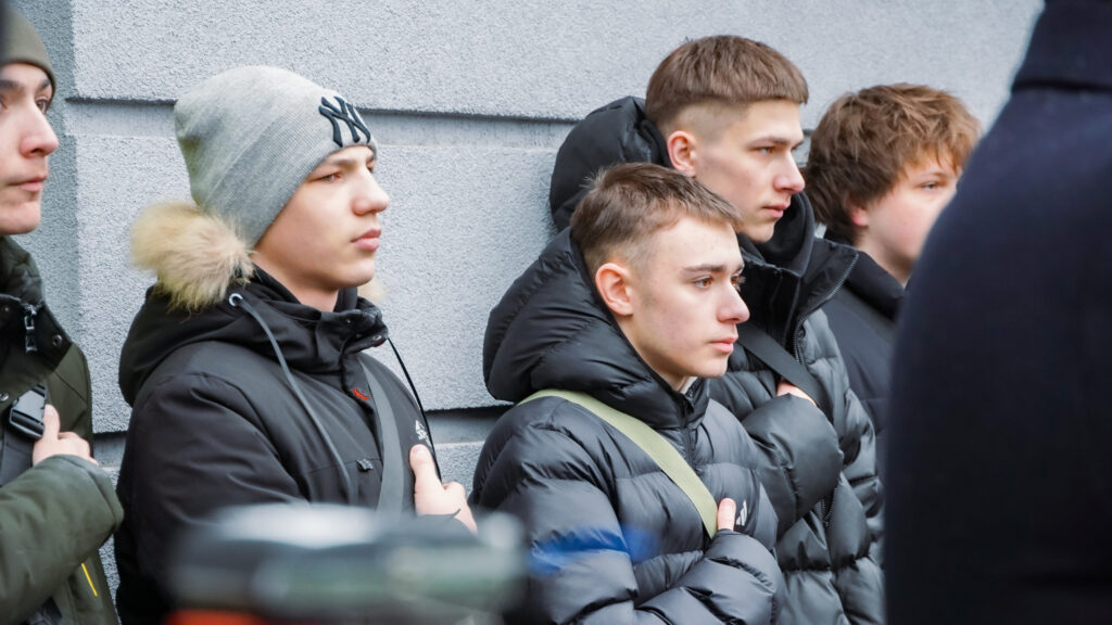 Фото без опису