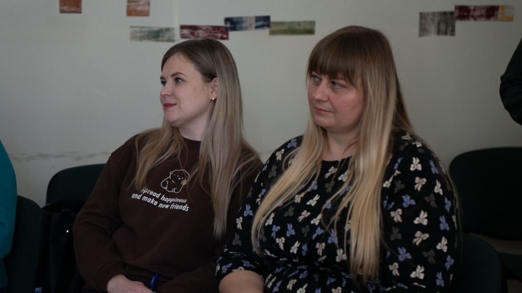 Фото без опису