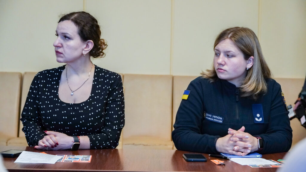 Фото без опису