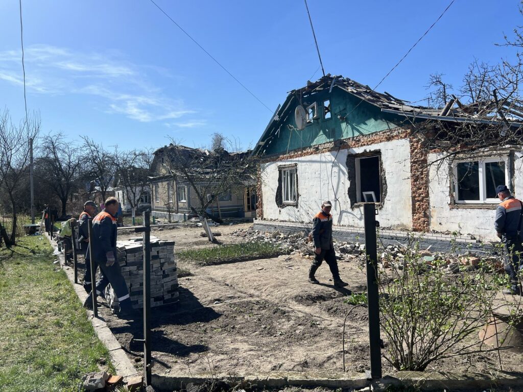 Фото без опису