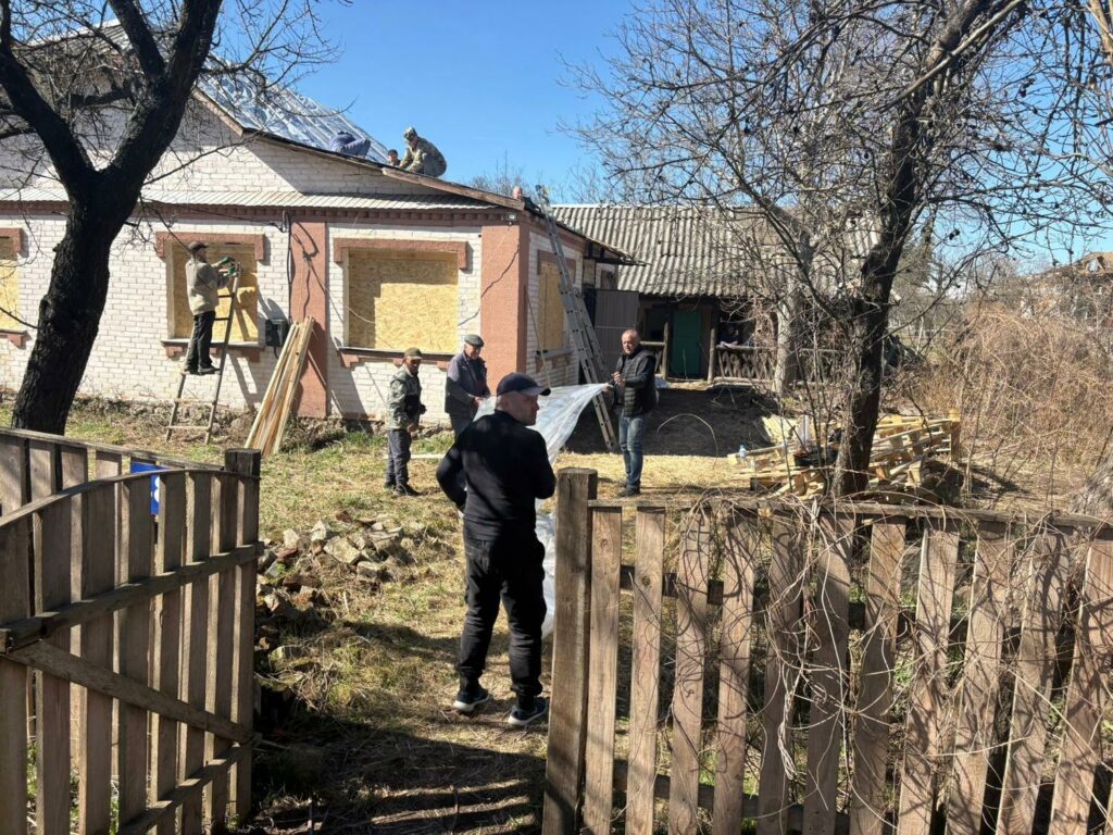 Фото без опису