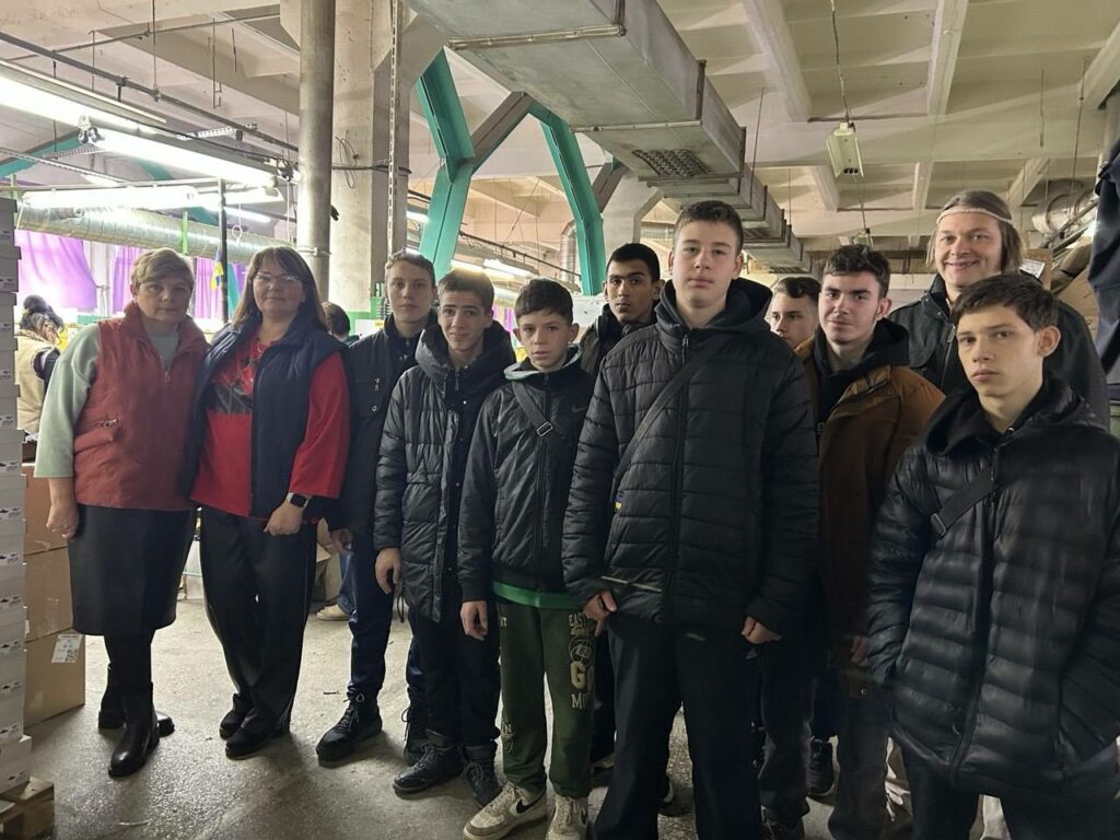 Фото без опису