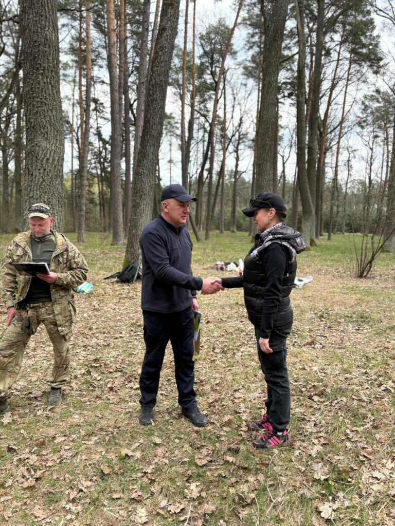 Фото без опису