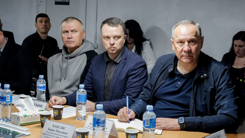 Фото без опису