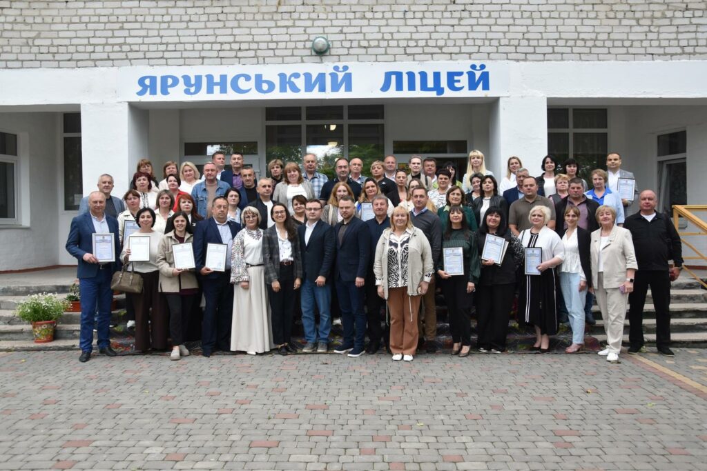 Якісна освіта для кожної дитини: на Житомирщині обговорили розвиток освіти та підтримку педагогів Якісна освіта для кожної дитини: на Житомирщині обговорили розвиток освіти та підтримку педагогів