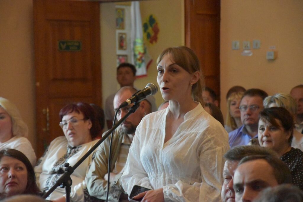 Якісна освіта для кожної дитини: на Житомирщині обговорили розвиток освіти та підтримку педагогів Якісна освіта для кожної дитини: на Житомирщині обговорили розвиток освіти та підтримку педагогів