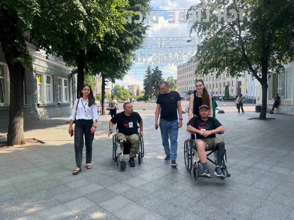Фото без опису