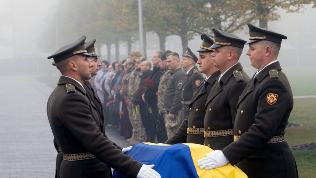  Десятеро невідомих Захисників із Житомирщини поховали на Національному військовому меморіальному кладовищі 
